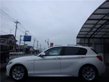 2017 BMW 1 Series 118d M Sport White Sedan for sale, Japanese used car export - photo 10 of 51 | GULJI TRADERS