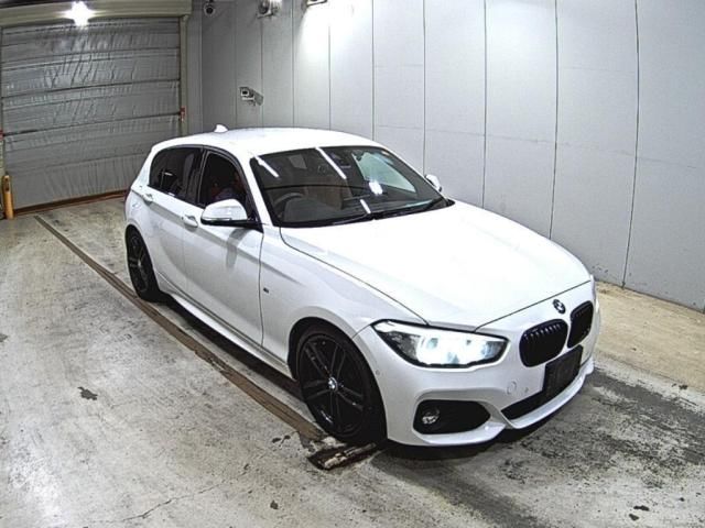 2017 BMW 1 Series 118i M Sport White Sedan for sale, Japanese used car export - photo 1 of 3 | GULJI TRADERS