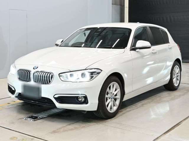 2018 BMW 1 Series 118i Style Pearl Sedan for sale, Japanese used car export - photo 1 of 12 | GULJI TRADERS