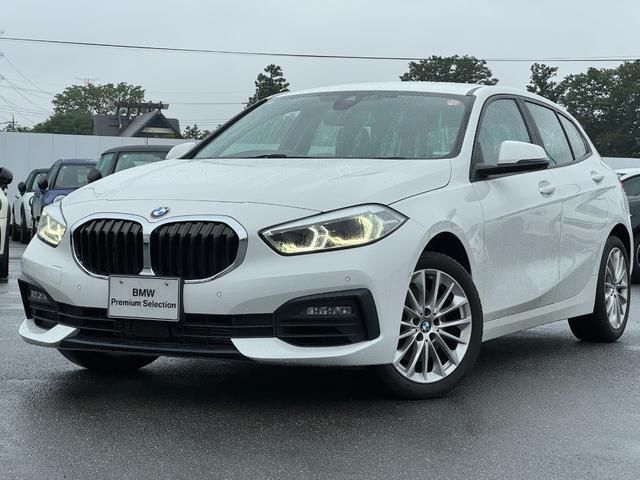 2020 BMW 1 Series 118i Play White Sedan for sale, Japanese used car export - photo 1 of 9 | GULJI TRADERS