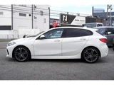 2020 BMW 1 Series 118d M Sport Edition White Sedan for sale, Japanese used car export - photo 3 of 7 | GULJI TRADERS