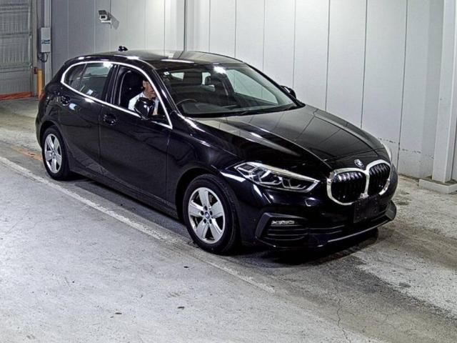 2021 BMW 1 Series 118d Play Edition Joy+ Black Sedan for sale, Japanese used car export - photo 1 of 3 | GULJI TRADERS