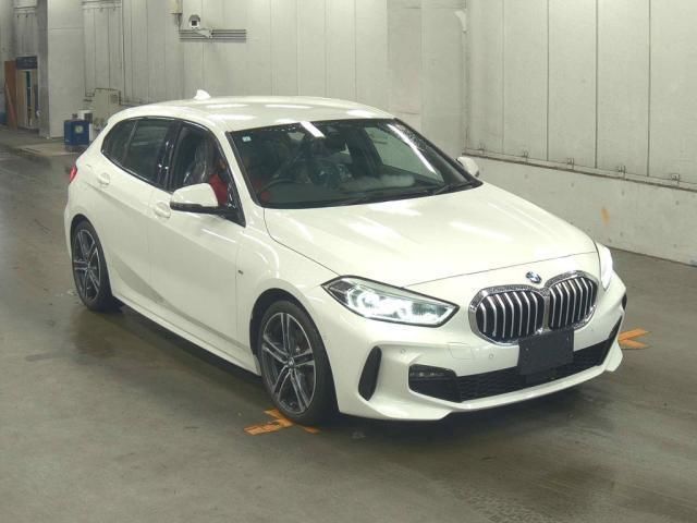 2021 BMW 1 Series 118d M Sport Edition White Sedan for sale, Japanese used car export - photo 1 of 5 | GULJI TRADERS