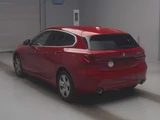 2021 BMW 1 Series 118d Play Red Sedan for sale, Japanese used car export - photo 2 of 9 | GULJI TRADERS
