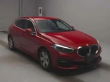 2021 BMW 1 Series 118d Play Red Sedan for sale, Japanese used car export - photo 5 of 9 | GULJI TRADERS