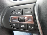 2023 BMW 1 Series 118d Play, genuine wide navigation system, backup camera, electric gate, mileage 11,670 km Other Sedan for sale, Japanese used car export - photo 9 of 58 | GULJI TRADERS