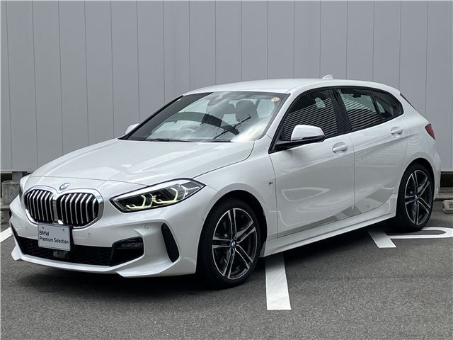 2024 BMW 1 Series 118i M Sport White Sedan for sale, Japanese used car export - photo 1 of 21 | GULJI TRADERS