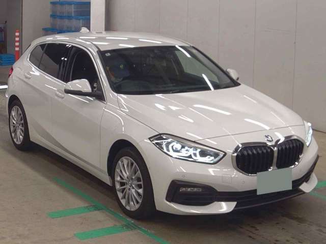 2024 BMW 1 Series 118i Play - photo 1 2024 BMW 1 Series 118i Play White Sedan for sale, Japanese used car export - photo 1 of 6 | GULJI TRADERS