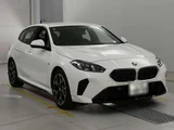 2025 BMW 1 Series 120d M Sport White Sedan for sale, Japanese used car export - photo 5 of 12 | GULJI TRADERS