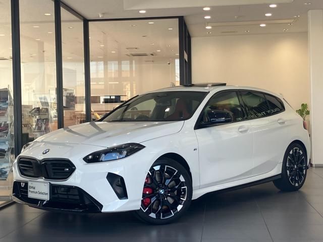 2025 BMW 1 Series M135 xDrive - photo 1 2025 BMW 1 Series M135 xDrive White Sedan for sale, Japanese used car export - photo 1 of 9 | GULJI TRADERS