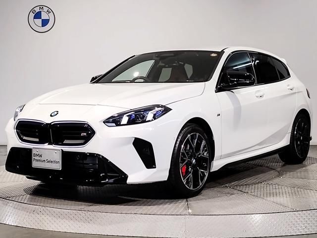 2025 BMW 1 Series M135 xDrive - photo 1 2025 BMW 1 Series M135 xDrive White Sedan for sale, Japanese used car export - photo 1 of 9 | GULJI TRADERS