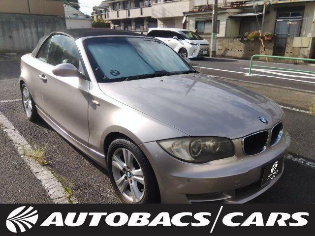 2009 BMW 1 Series Cabriolet 2000 120i Cabriolet 6FAT 2WD - photo 1 2009 BMW 1 Series Cabriolet 2000 120i Cabriolet 6FAT 2WD Silver Coupe for sale, Japanese used car export - photo 1 of 3 | GULJI TRADERS