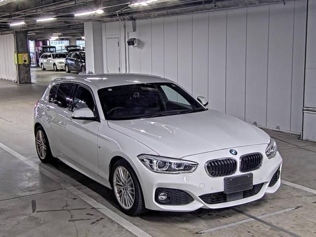 2018 BMW 118 d MSP 118 d MSP White Sedan for sale, Japanese used car export - photo 1 of 3 | GULJI TRADERS