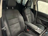 2022 BMW 2 Series 218i DCT Sedan for sale, Japanese used car export - photo 39 of 56 | GULJI TRADERS