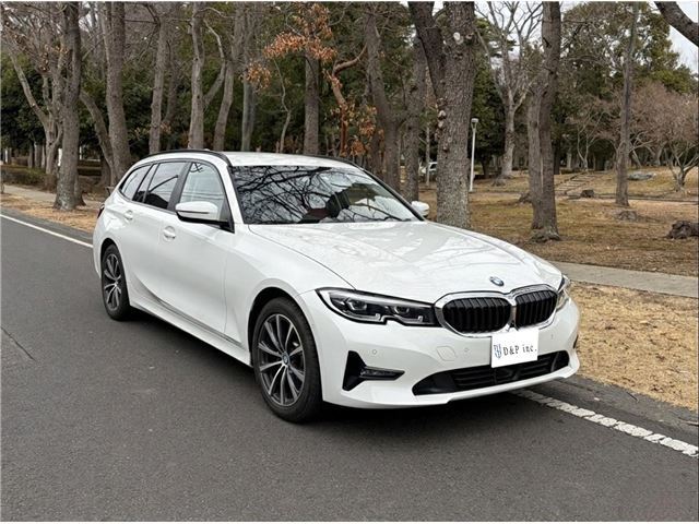 2022 BMW 3 Series 320d - photo 1 2022 BMW 3 Series 320d Sedan for sale, Japanese used car export - photo 1 of 31 | GULJI TRADERS
