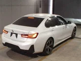 2024 BMW 3 Series 318i M Sport Sedan for sale, Japanese used car export - photo 2 of 5 | GULJI TRADERS