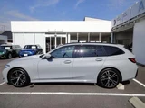 2025 BMW 3 Series M Sport Sedan for sale, Japanese used car export - photo 6 of 9 | GULJI TRADERS