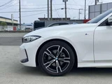 2025 BMW 3 Series 320d Sedan for sale, Japanese used car export - photo 6 of 9 | GULJI TRADERS