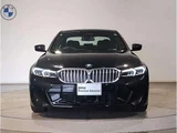 2025 BMW 3 Series 320d xDrive M Sport Sedan for sale, Japanese used car export - photo 4 of 9 | GULJI TRADERS