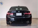 2025 BMW 3 Series 320d xDrive M Sport Sedan for sale, Japanese used car export - photo 5 of 9 | GULJI TRADERS