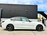 2026 BMW 3 Series 320i M Sport Sedan for sale, Japanese used car export - photo 7 of 9 | GULJI TRADERS
