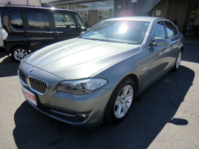 2011 BMW 5 Series 528i Sedan for sale, Japanese used car export | GULJI TRADERS