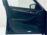 2017 BMW 5 Series M Sport M Sport Sedan for sale, Japanese used car export - photo 19 of 75 | GULJI TRADERS
