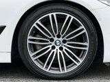 2017 BMW 5 Series 523d M Sport Diesel Turbo Sedan for sale, Japanese used car export - photo 39 of 75 | GULJI TRADERS