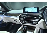 2017 BMW 5 Series 540i M Sport 4WD Sedan for sale, Japanese used car export - photo 16 of 75 | GULJI TRADERS