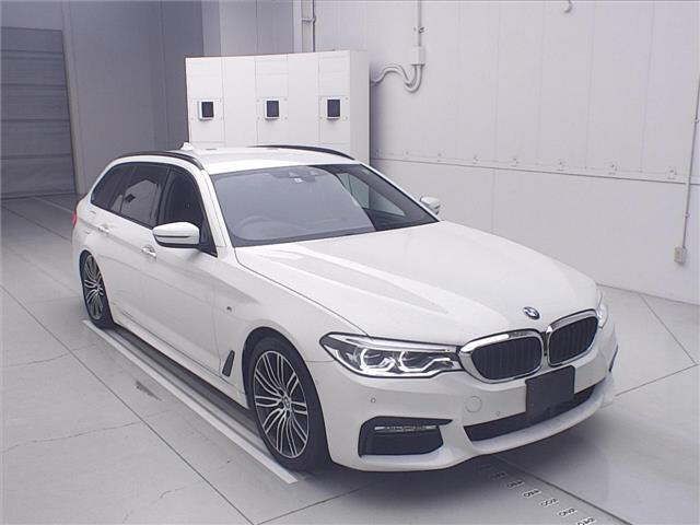 2017 BMW 5 Series Sport - photo 1 2017 BMW 5 Series Sport Sedan for sale, Japanese used car export - photo 1 of 11 | GULJI TRADERS