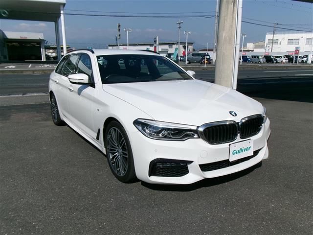 2018 BMW 5 Series 523i M Sport - photo 1 2018 BMW 5 Series 523i M Sport Sedan for sale, Japanese used car export - photo 1 of 24 | GULJI TRADERS