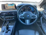 2018 BMW 5 Series 2000 523d M Sport 8FAT 2WD Sedan for sale, Japanese used car export - photo 9 of 23 | GULJI TRADERS
