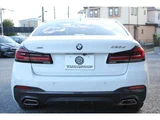 2021 BMW 5 Series 523d M Sport Diesel Turbo 4WD Sedan for sale, Japanese used car export - photo 31 of 69 | GULJI TRADERS