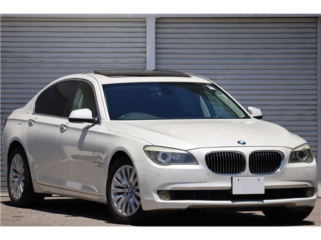 2009 BMW 7 Series 740i - photo 1 2009 BMW 7 Series 740i Sedan for sale, Japanese used car export | GULJI TRADERS