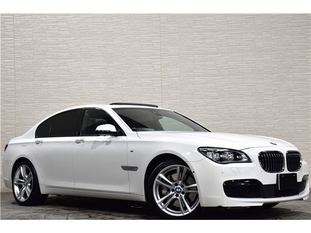 2015 BMW 7 Series 750i M Sport Sedan for sale, Japanese used car export - photo 1 of 48 | GULJI TRADERS