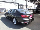 2016 BMW 7 Series 740i Sedan for sale, Japanese used car export - photo 15 of 66 | GULJI TRADERS