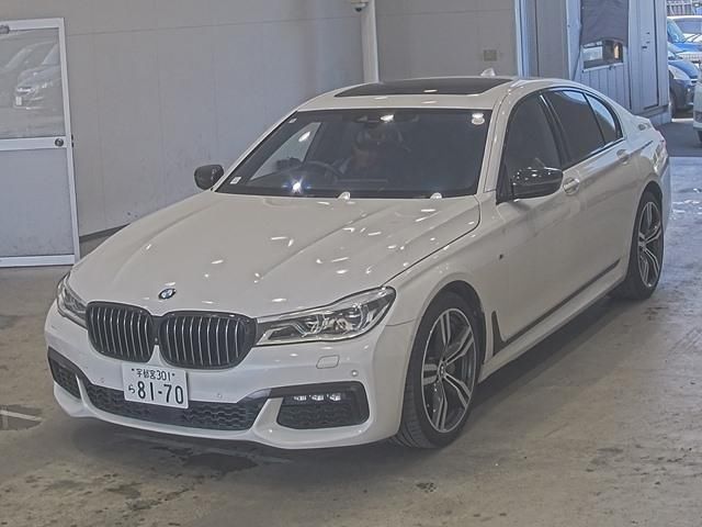2016 BMW 7 Series 740i M Sport - photo 1 2016 BMW 7 Series 740i M Sport Sedan for sale, Japanese used car export - photo 1 of 5 | GULJI TRADERS