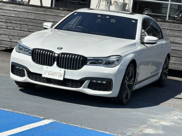 2018 BMW 7 Series 740e M Sport Sedan for sale, Japanese used car export | GULJI TRADERS