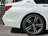 2018 BMW 7 Series 740e M Sport Sedan for sale, Japanese used car export - photo 43 of 54 | GULJI TRADERS