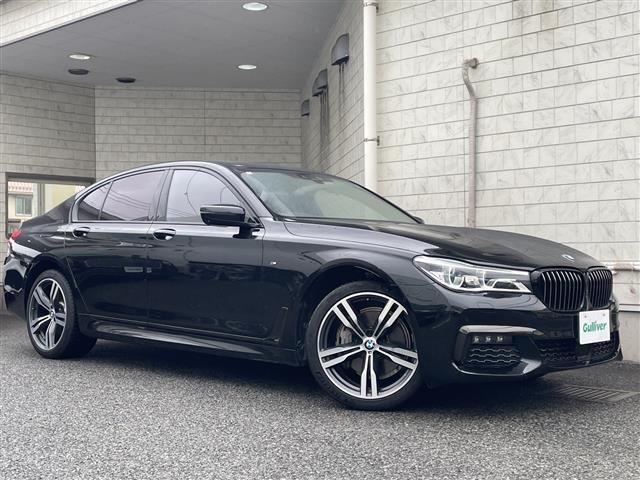 2018 BMW 7 Series 740i M Sport - photo 1 2018 BMW 7 Series 740i M Sport Sedan for sale, Japanese used car export - photo 1 of 24 | GULJI TRADERS