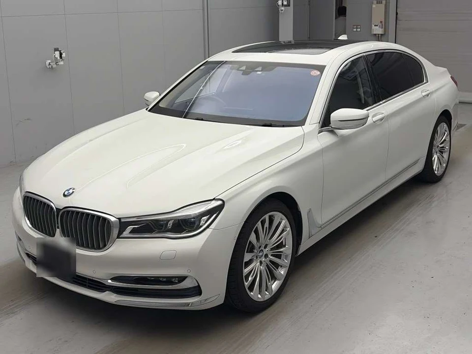 2018 BMW 7 Series 750Li Sedan for sale, Japanese used car export - photo 1 of 2 | GULJI TRADERS