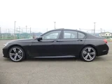 2019 BMW 7 Series 740D xDrive M Sport 4WD Sedan for sale, Japanese used car export - photo 7 of 24 | GULJI TRADERS
