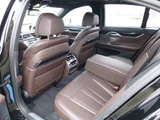 2019 BMW 7 Series 740D xDrive M Sport 4WD Sedan for sale, Japanese used car export - photo 12 of 24 | GULJI TRADERS
