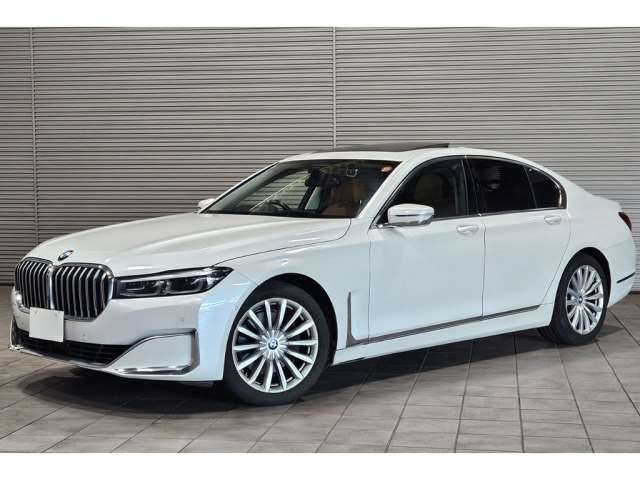 2020 BMW 7 Series 740i - photo 1 2020 BMW 7 Series 740i Sedan for sale, Japanese used car export - photo 1 of 11 | GULJI TRADERS