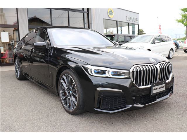 2021 BMW 7 Series 745e M Sport - photo 1 2021 BMW 7 Series 745e M Sport Sedan for sale, Japanese used car export - photo 1 of 80 | GULJI TRADERS
