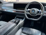 2023 BMW 7 Series 740d xDrive Sedan for sale, Japanese used car export - photo 5 of 9 | GULJI TRADERS