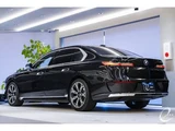 2023 BMW 7 Series 740d xDrive OP173 Sedan for sale, Japanese used car export - photo 2 of 9 | GULJI TRADERS