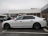 2025 BMW 7 Series 740i Sedan for sale, Japanese used car export - photo 5 of 9 | GULJI TRADERS
