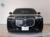 2025 BMW 7 Series 740i M Sport Sedan for sale, Japanese used car export - photo 5 of 9 | GULJI TRADERS
