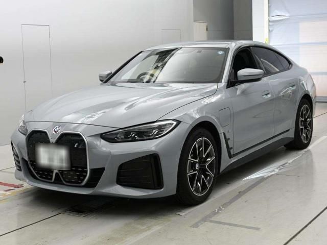 2022 BMW i4 eDrive 40 M Sport Sedan for sale, Japanese used car export - photo 1 of 9 | GULJI TRADERS